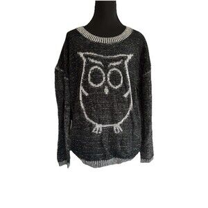 UNIQ Juniors Oversized Long Sleeve Owl Knit Sweater Black & White Size Small